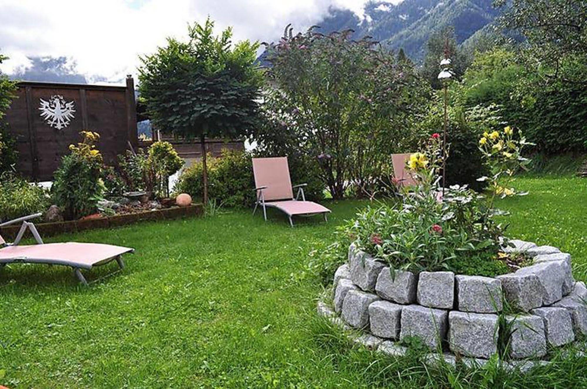 Gaestehaus Hackl Sautens Eksteriør billede